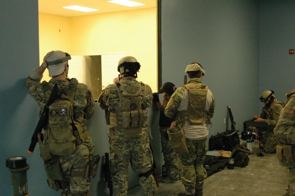 CQB/Urban Combat Airsoft Training, Sat 6/6/09 No. Smithfield, RI (fully